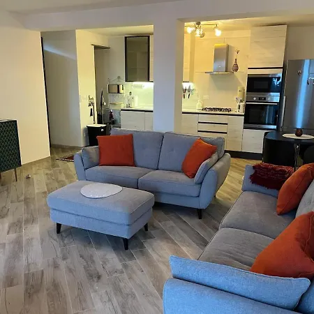 Elegante Con Bbq A 20' Dal Mare Canepa